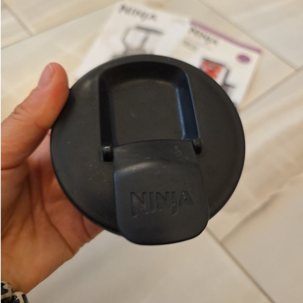 Nutri Ninja Cup Spout‎ Lid B3